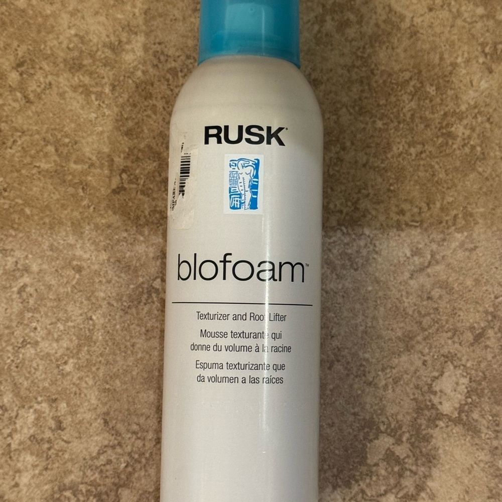 RUSK blofoam Texturizer & Root Lifter